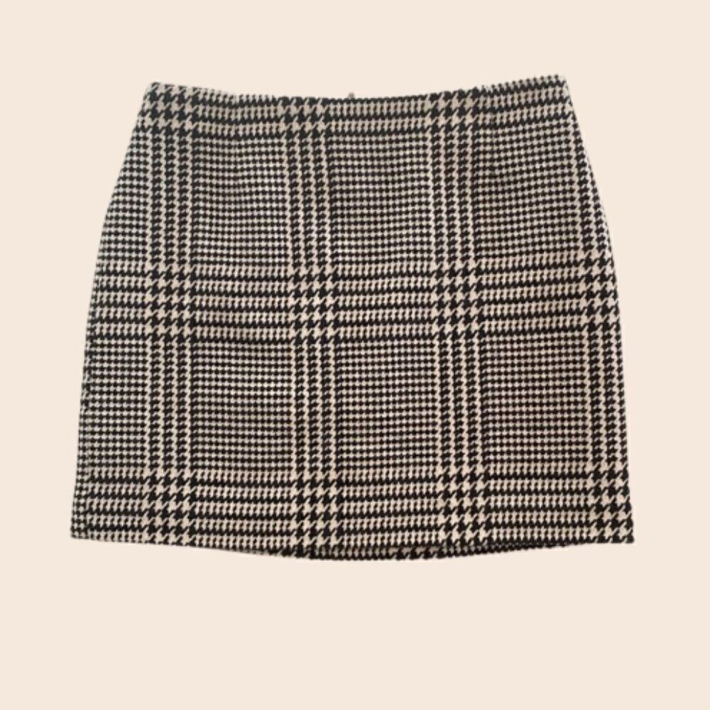 H&M Black & White Houndstooth Plaid Mini Skirt Size 8